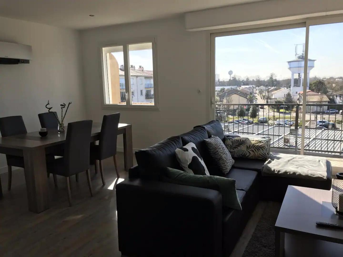 Superbe Appartement Proche Bordeaux Pied Du Tram 洛尔蒙特 外观 照片